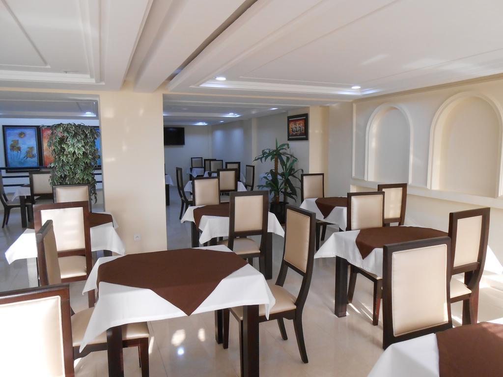 Al Akhawayn Hotel Oujda Buitenkant foto