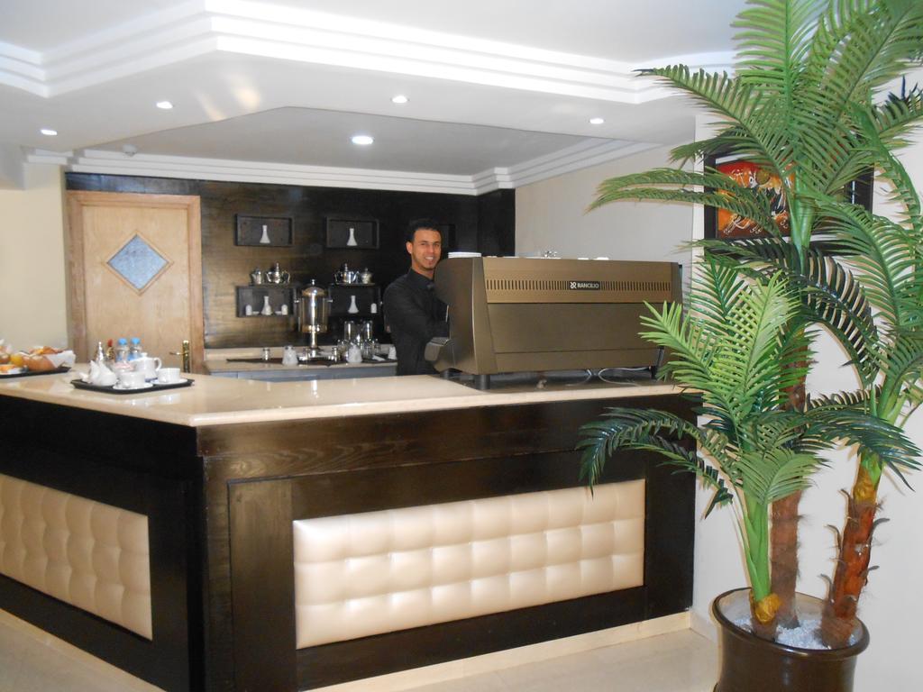 Al Akhawayn Hotel Oujda Buitenkant foto