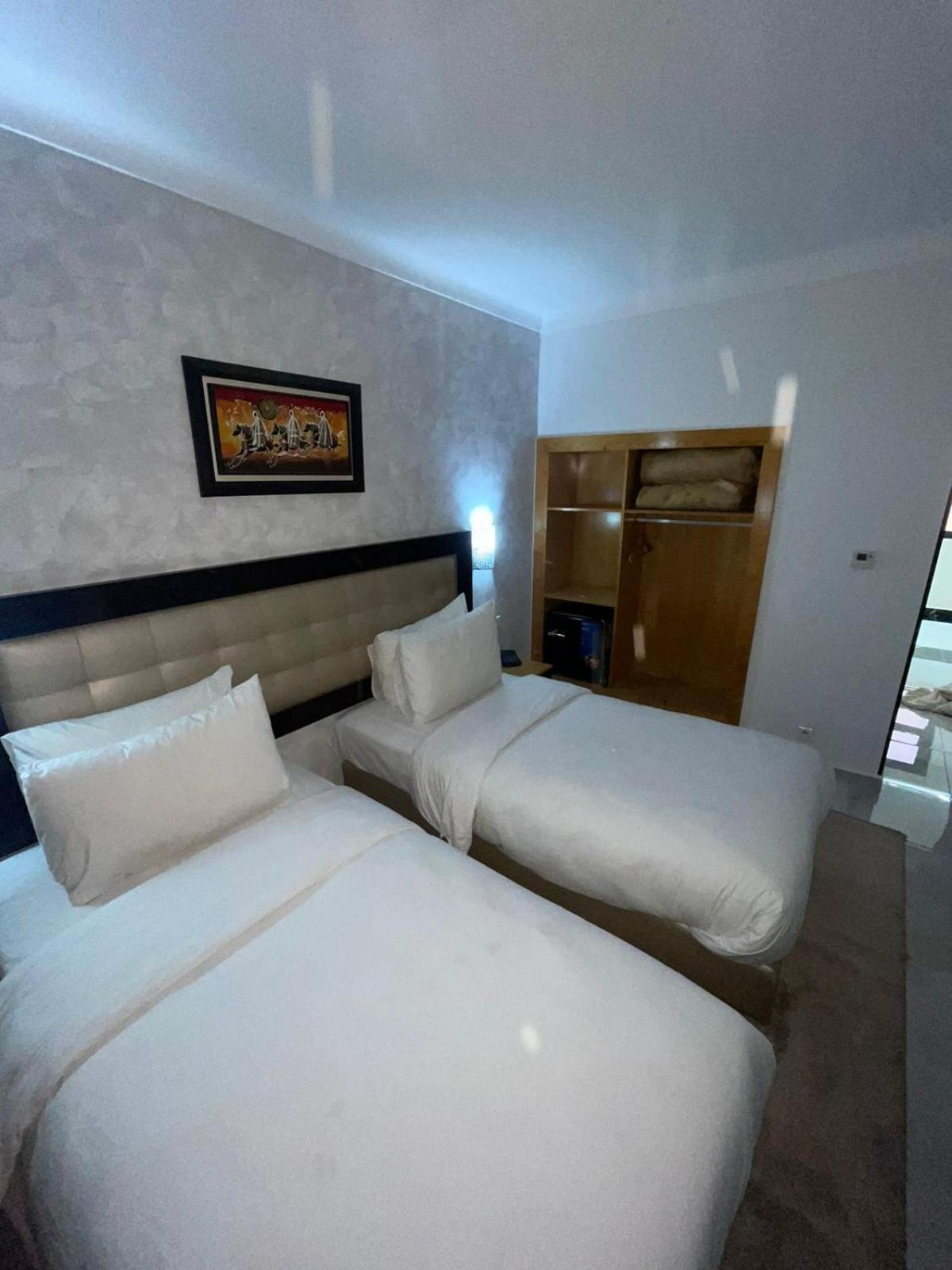 Al Akhawayn Hotel Oujda Kamer foto