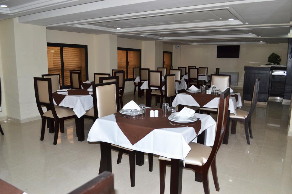 Al Akhawayn Hotel Oujda Buitenkant foto