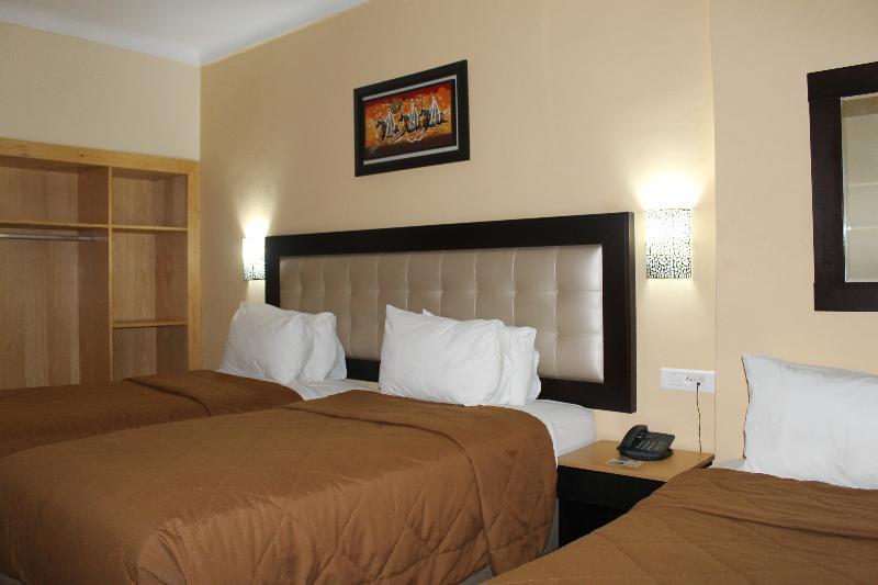 Al Akhawayn Hotel Oujda Buitenkant foto